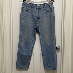 L.L. Bean Classic‎ Fit Denim Jeans Men's 35 X 29 Light Wash Blue Straight Leg